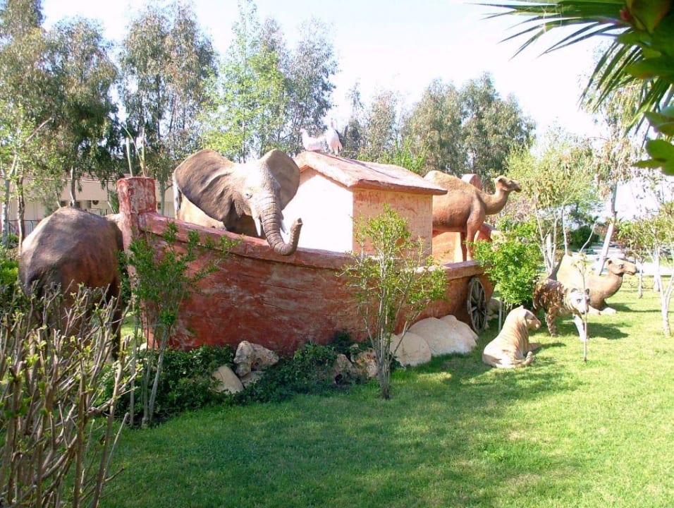 Kinderfreundliche Gartenanlage Alba Resort Hotel
