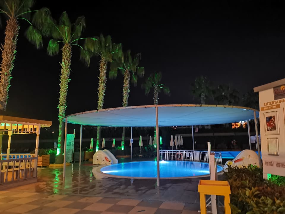 Pool Hane Family Resort