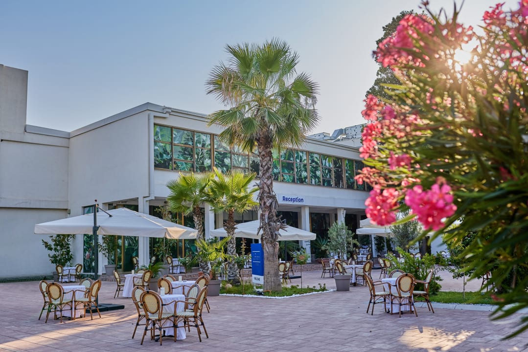 Lobby Azul Beach Resort Montenegro by Karisma