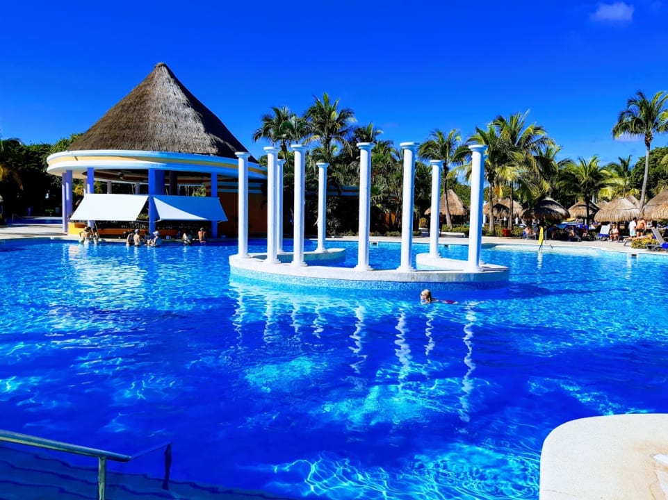 Pool Iberostar Waves Paraiso del Mar