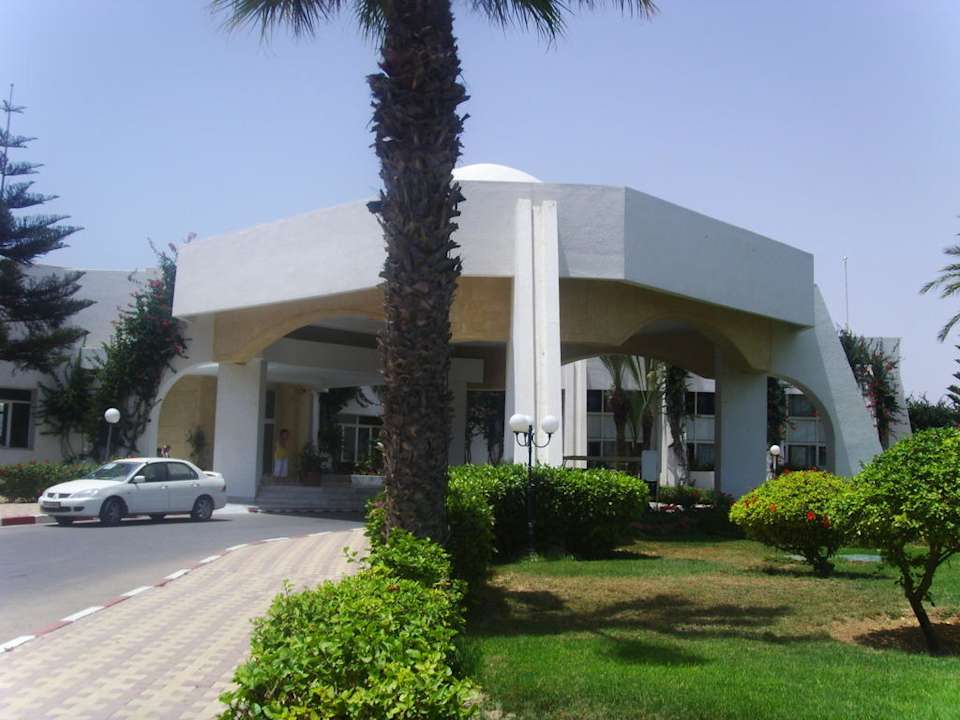 Hoteleingang Hotel El Mouradi Djerba Menzel