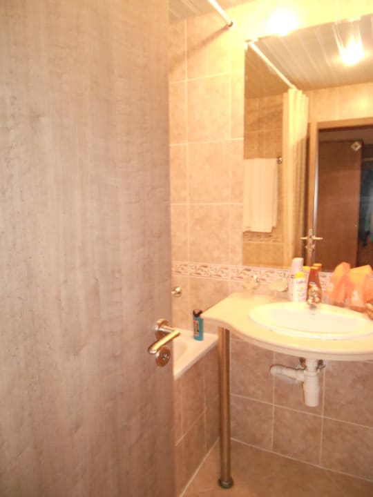 Badezimmer Odessos Park Hotel
