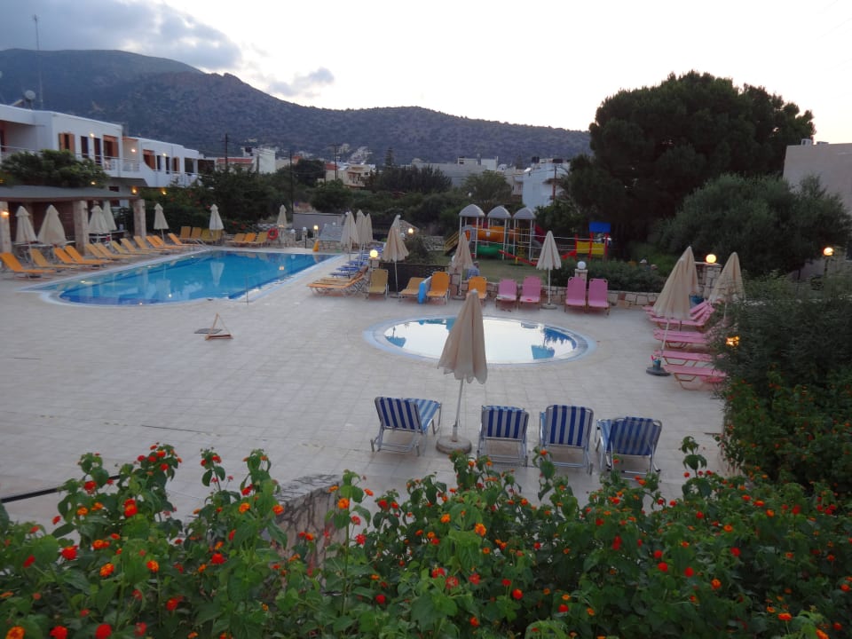 Pool mit Animation Eurohotel Katrin Hotel & Bungalows