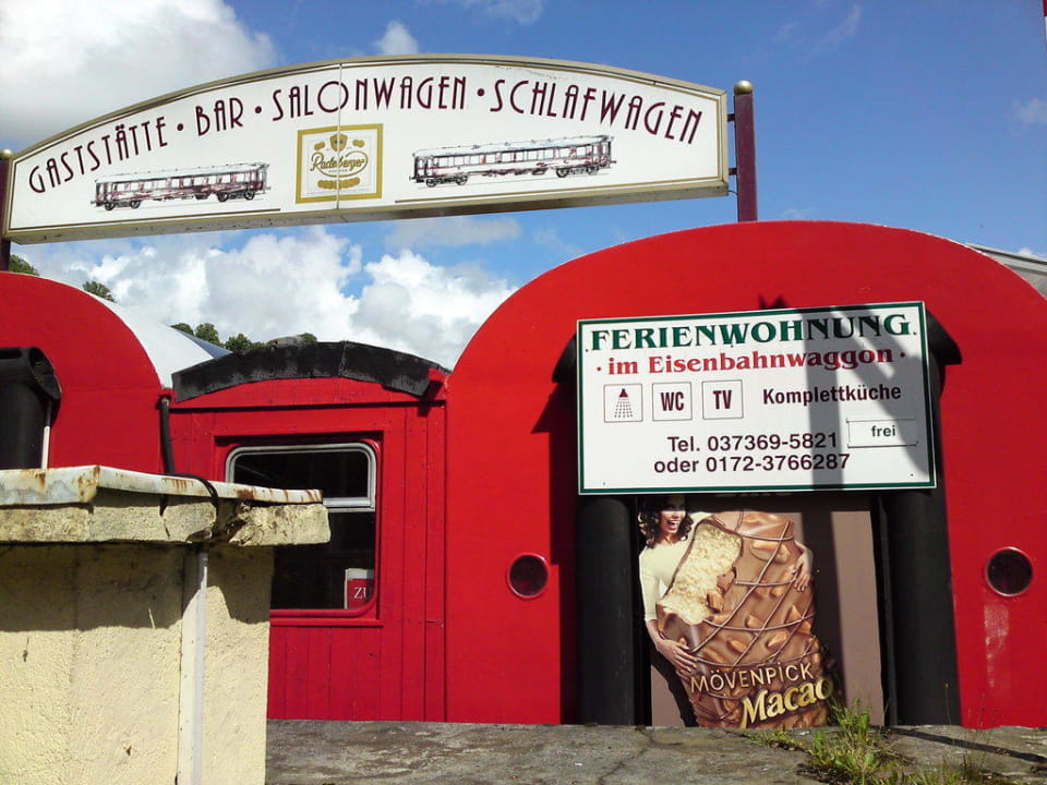 Außenansicht Wolkensteiner Zughotel