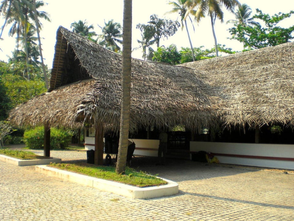 Rezeption von aussen Hotel Marari Beach Resort