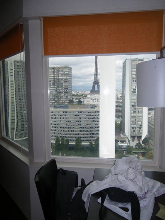 Vue chambre Adagio City Aparthotel Tour Eiffel