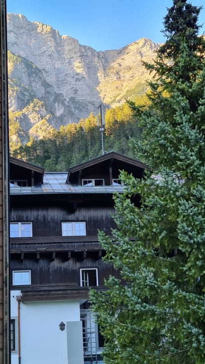 Außenansicht Hotel Gut Brandlhof