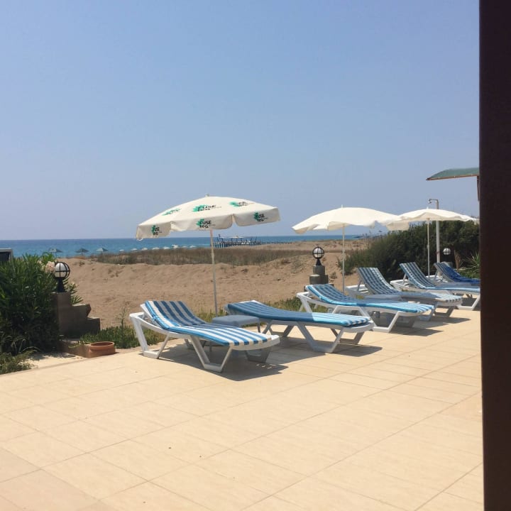 Keine Liegenreservierung es gibt genug Önder Yildiz Hotel