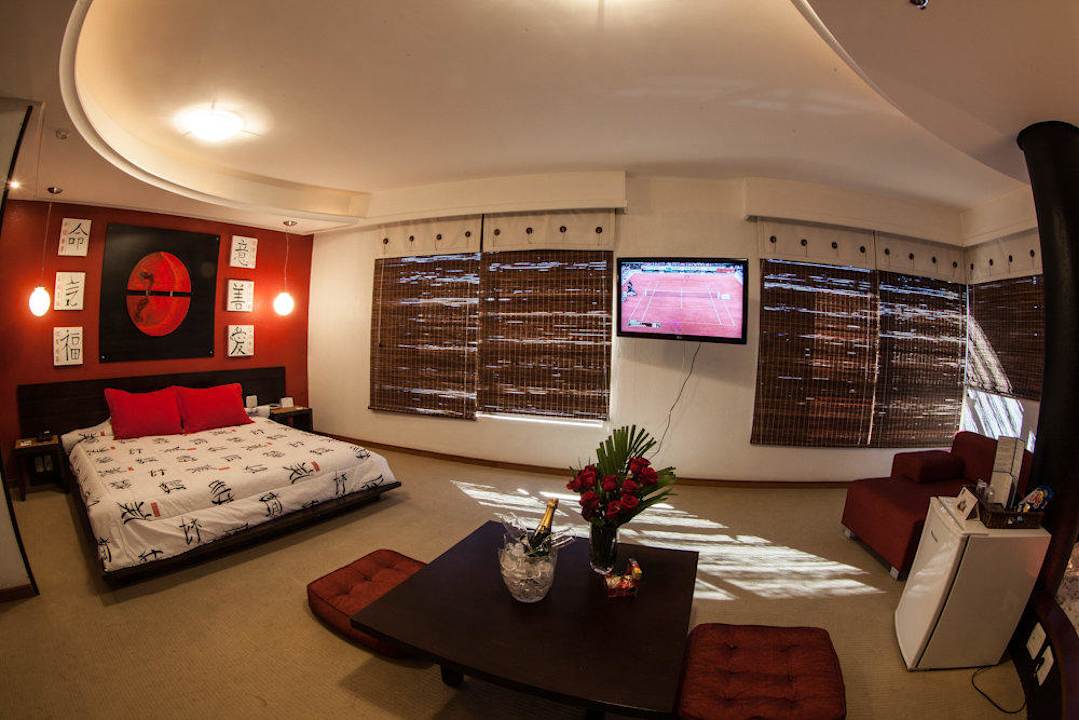 Hомер Personal Royal Hotel