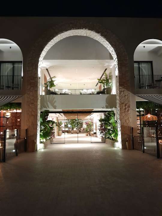 Außenansicht Desert Rose