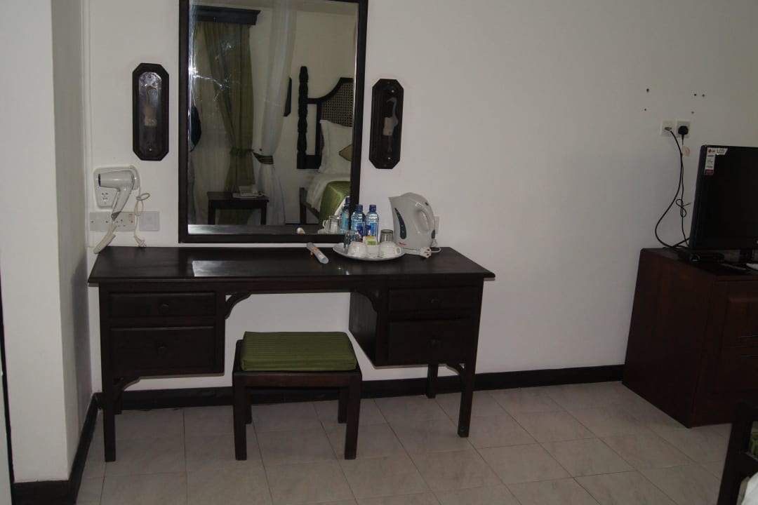 Schreibtisch PrideInn Flamingo Beach Resort & Spa