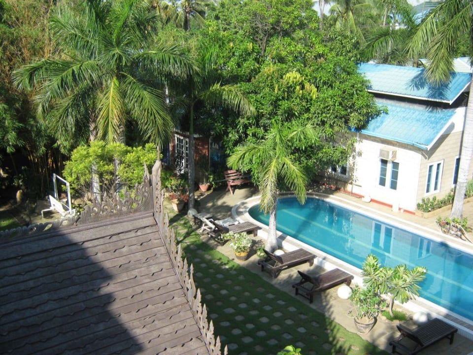 Pool Hotel Emerald Land Inn