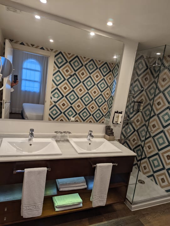 Zimmer H10 Ocean Suites