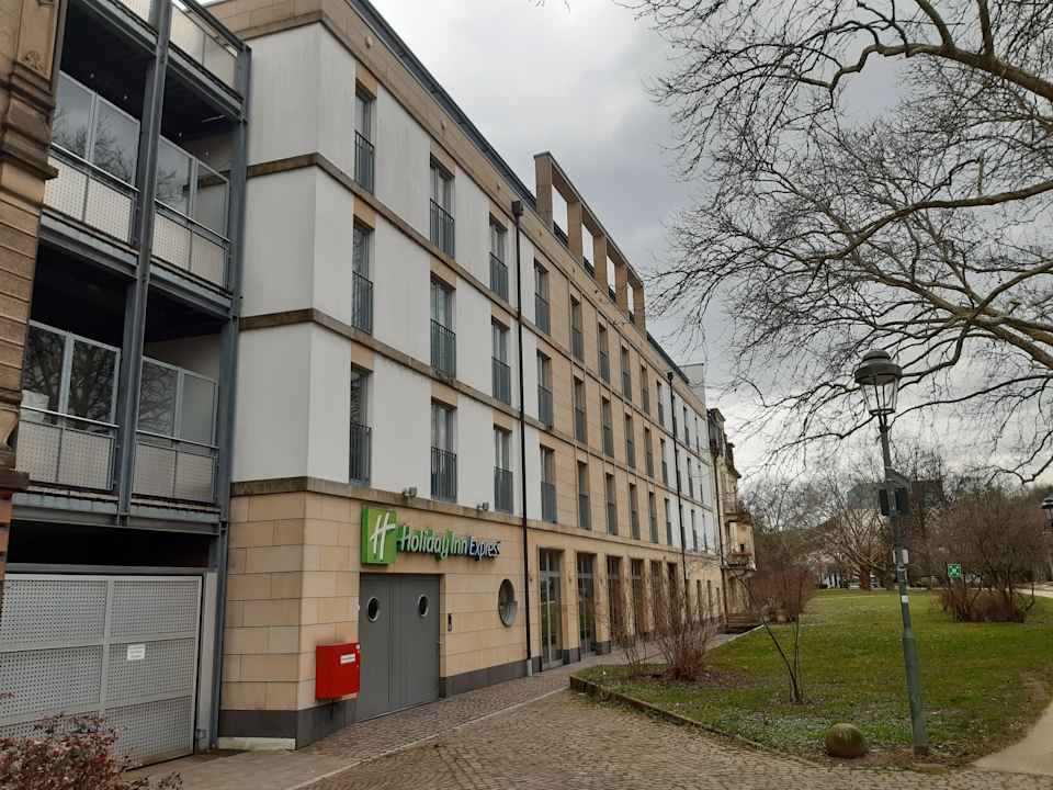 Außenansicht Holiday Inn Express Baden-Baden