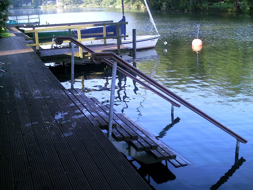 Treppe zum Motzener See Residenz Seehotel Berlin Brandenburg