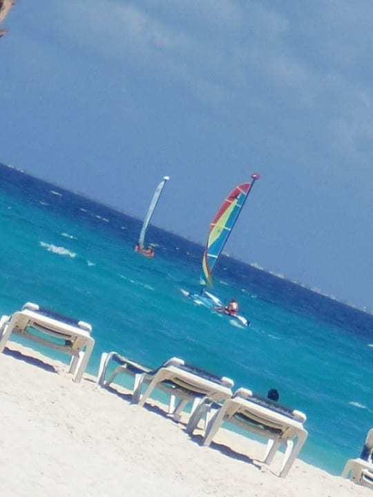 Sehr sehr schöner Strand Hotel Riu Tequila