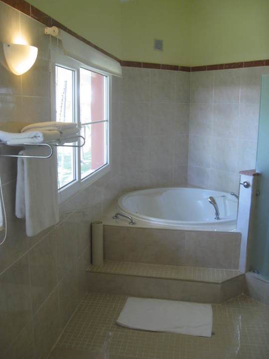 Jacuzzi in der Junior-Suite Grand Palladium Select Bávaro Resort & Spa