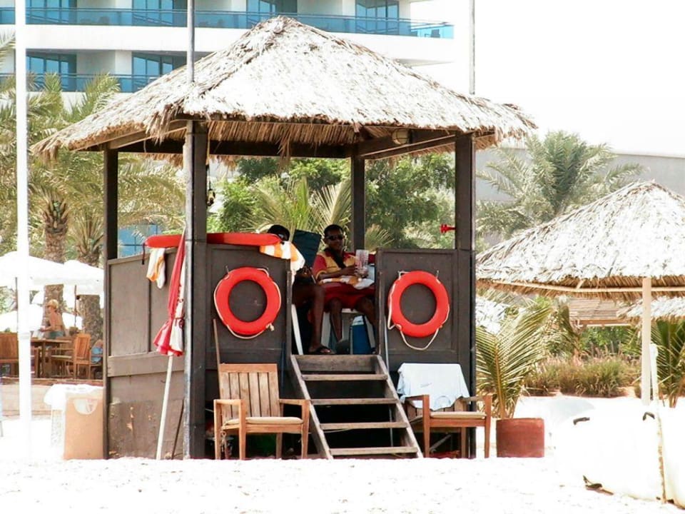 Strand Lifeguard Hotel Le Meridien Al Aqah Beach Resort