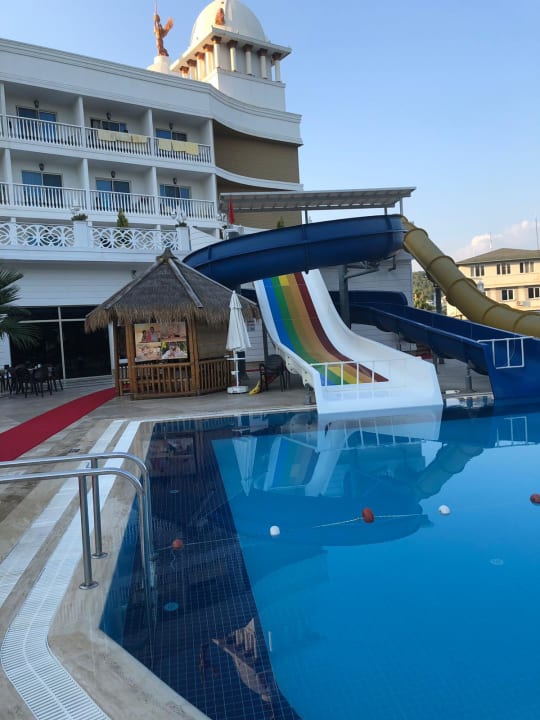 Pool Oz Hotels Sui Resort