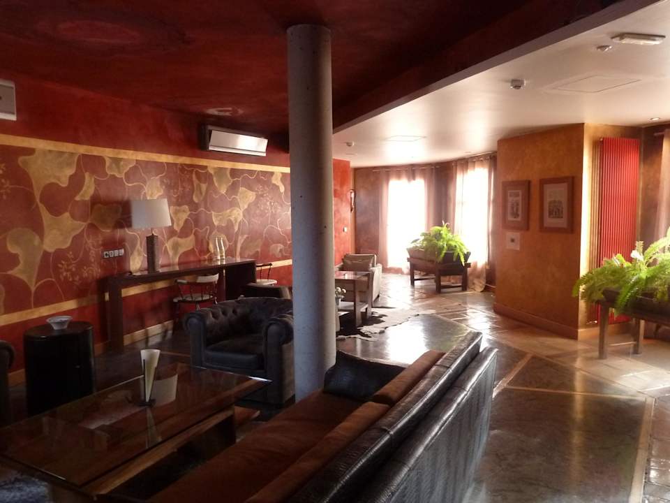 Aufenthaltsraum - Durchgang zu Zimmern Rusticae Hotel Casa del Abad
