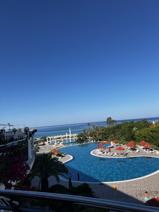 Pool Sunrise Resort Hotel