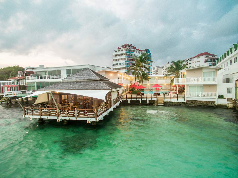 Außenansicht Decameron Los Delfines