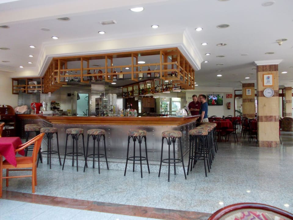 Snackbar und Frühstücksraum Apartamentos Casablanca