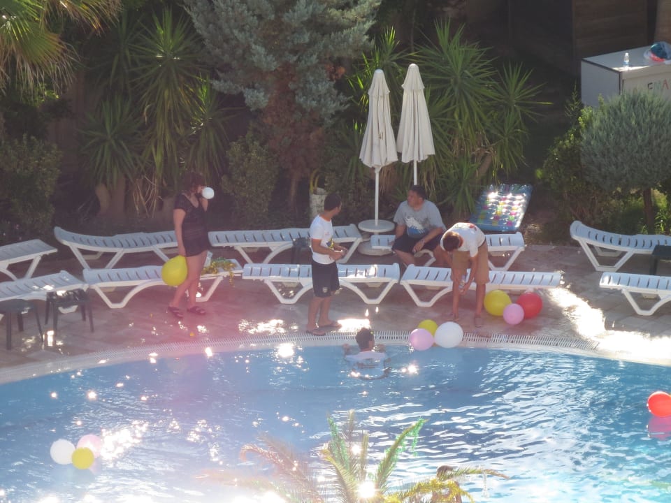 Oh man noch mehr Ballons Calimera Hane Garden