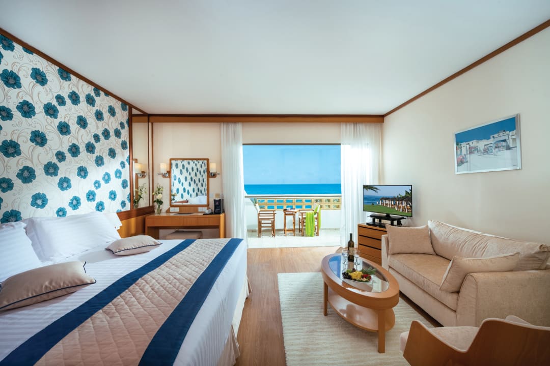 Zimmer Constantinou Bros Athena Royal Beach Hotel