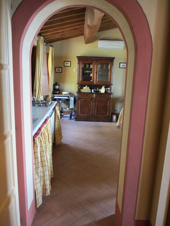 Blick in den Küchen-/ Wohnbereich Agriturismo Cima alla Serra