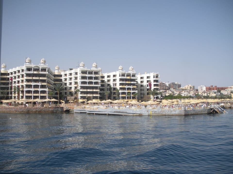 Hotel vom Wasser aus SUNRISE Holidays Resort (Adults Only)
