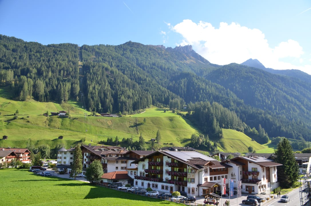Ausblick Hotel Der Stubaierhof Neustift