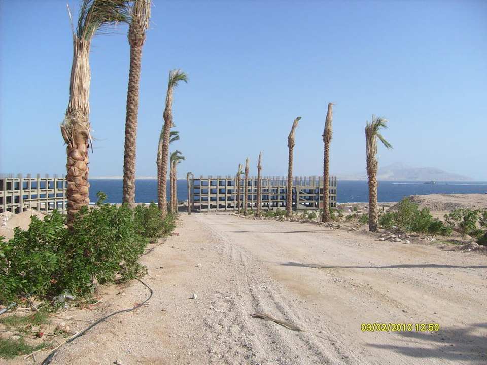 Weg zum Strand Tirana Aqua Park Resort