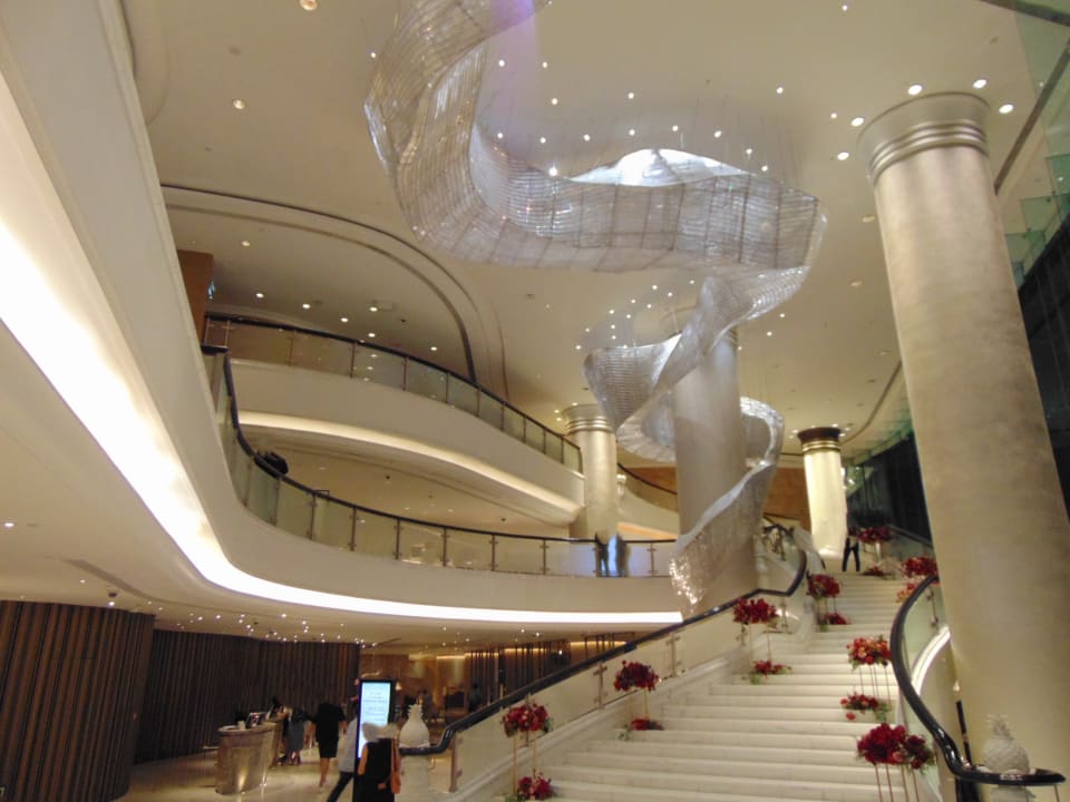 Lobby Harbour Grand Kowloon