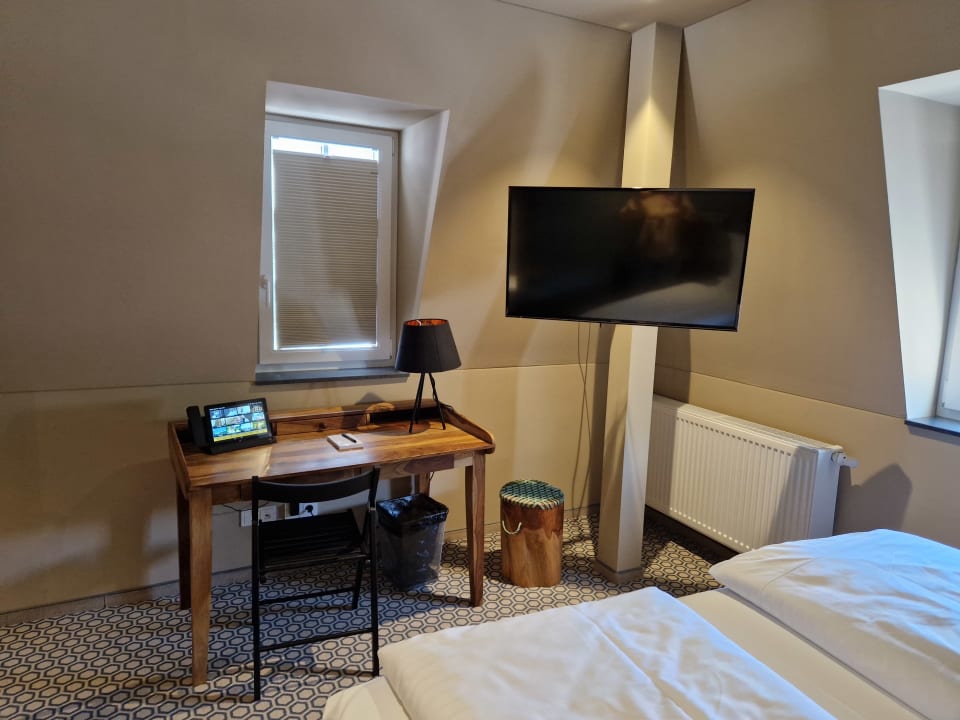 Zimmer Hotel Goldene Traube - by Neugart