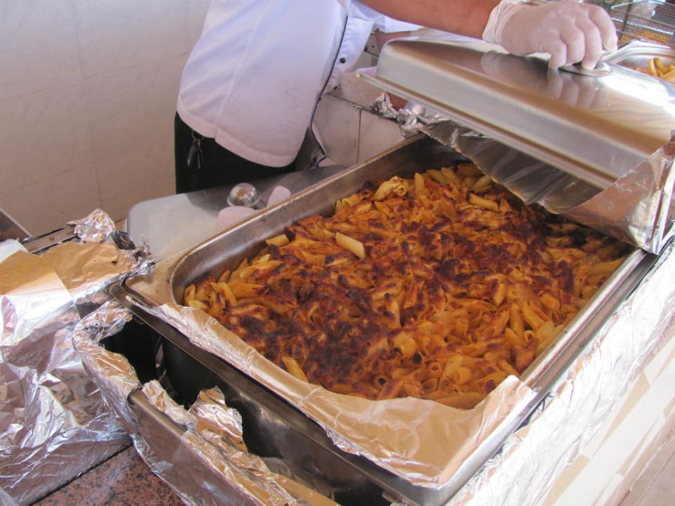 Überbackene Nudeln lecker  Pickalbatros Alf Leila Wa Leila Resort - Neverland Hurghada