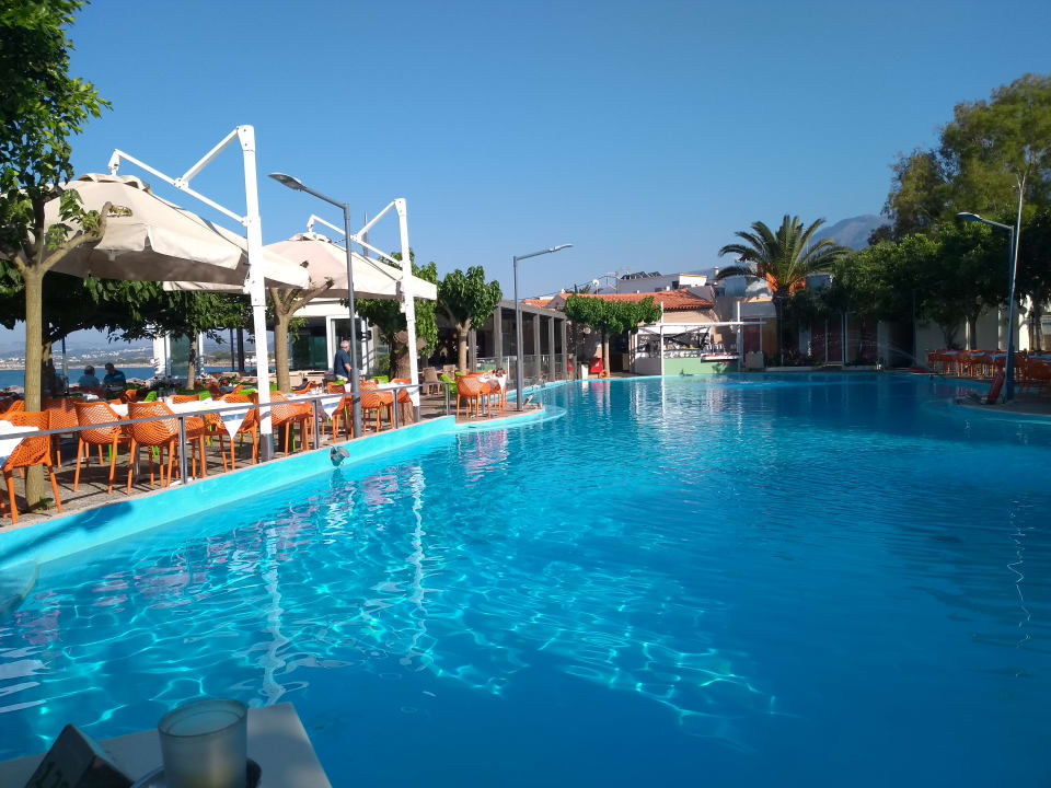 Pool Harmony Boutique Resort