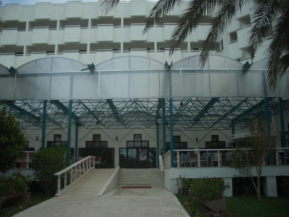 Außenterrasse Süral Saray Hotel
