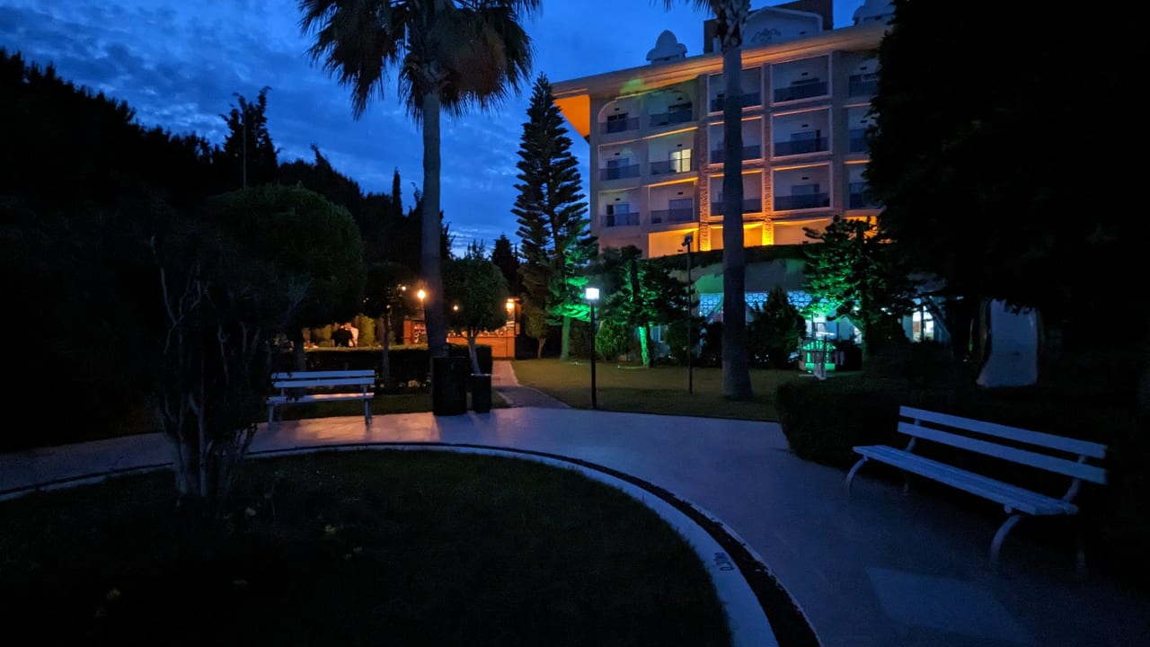 Gartenanlage Adalya Resort & Spa - Adults Only