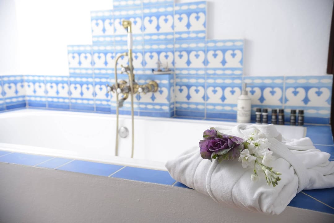 Ausschnitt Badezimmer Suite Rosa Finca Amapola - Agrotourismus Hotel