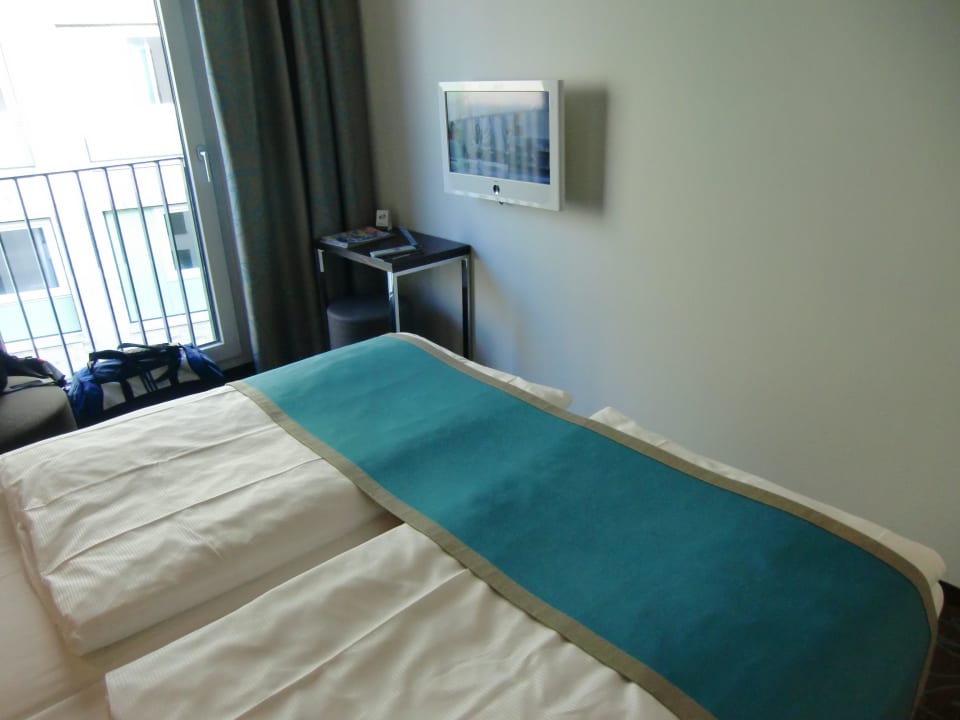 Schlafzimmer Motel One Hamburg am Michel