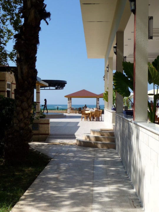 Gartenanlage Hotel Sirma