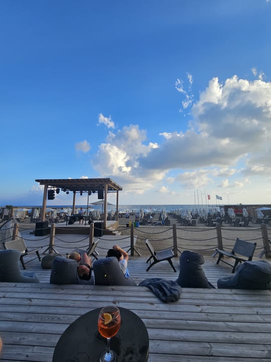 Strand Jacaranda Luxury Resort