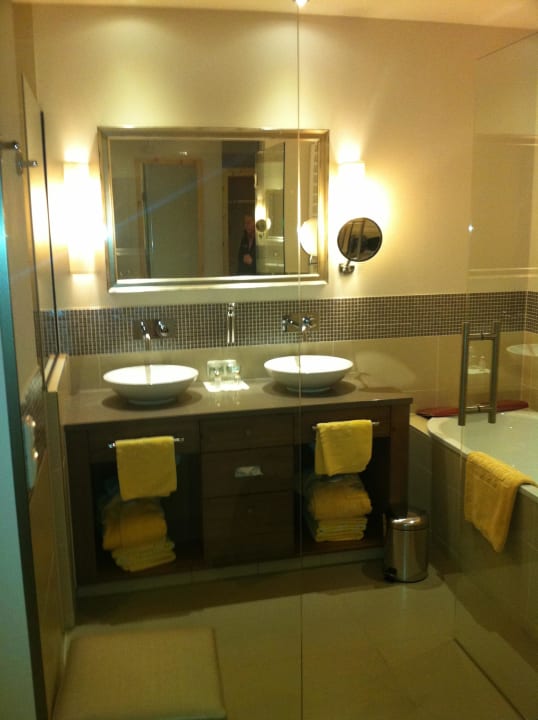 Badezimmer Wohlfühlresort Peternhof