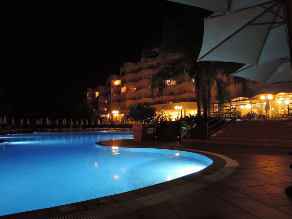 Pool PortoBay Falésia