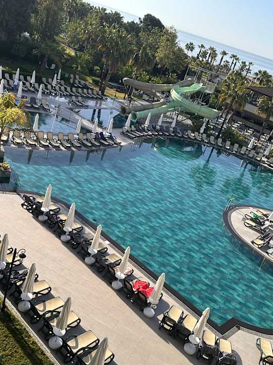 Pool Bella Resort & Spa