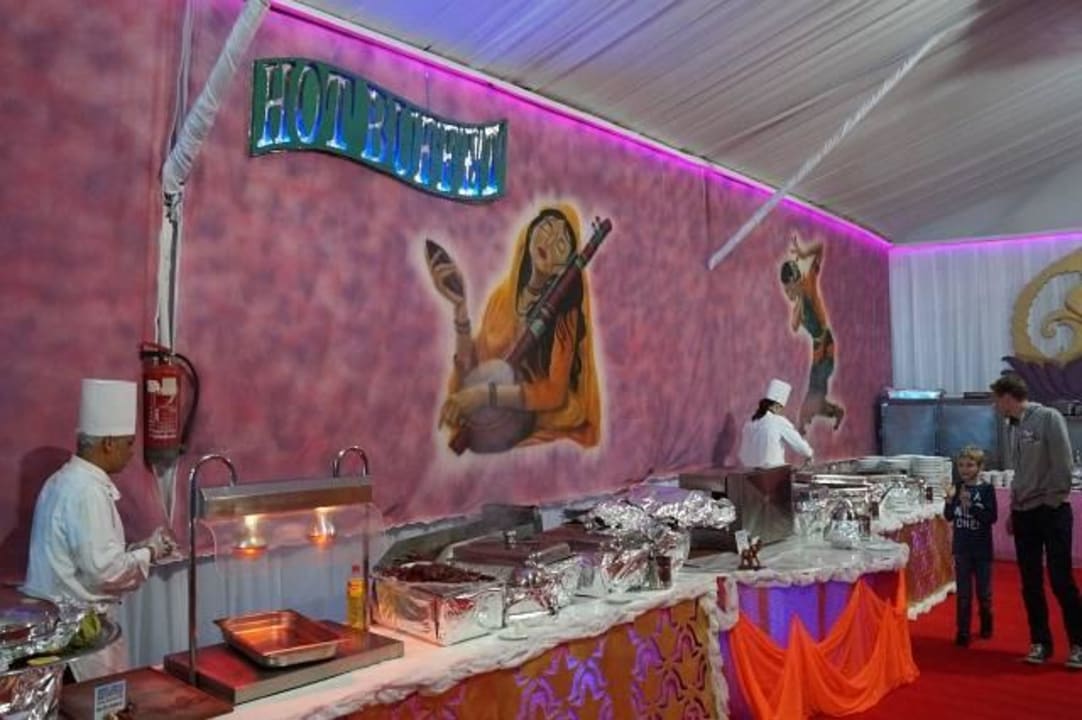 Buffet aufbau Pickalbatros Alf Leila Wa Leila Resort - Neverland Hurghada