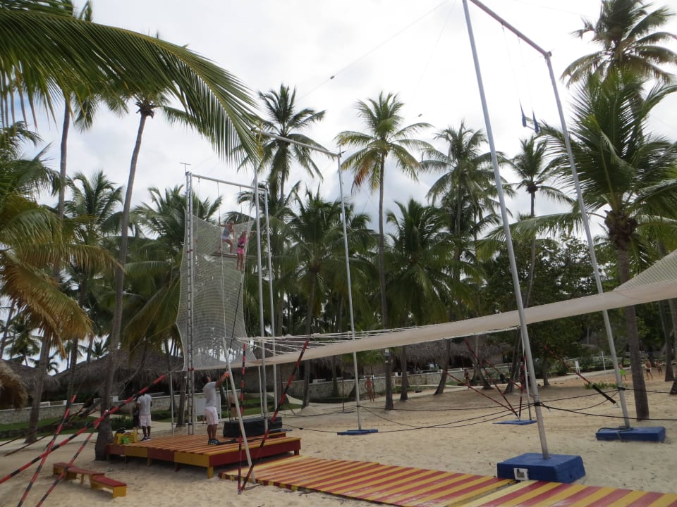 Das tolle Trapez auf dem Hotelgelände Hotel Viva Dominicus Beach by Wyndham - All Inclusive Resort