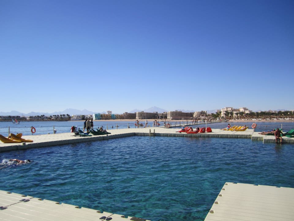 Privatsteg am Strand Pickalbatros Palace Resort