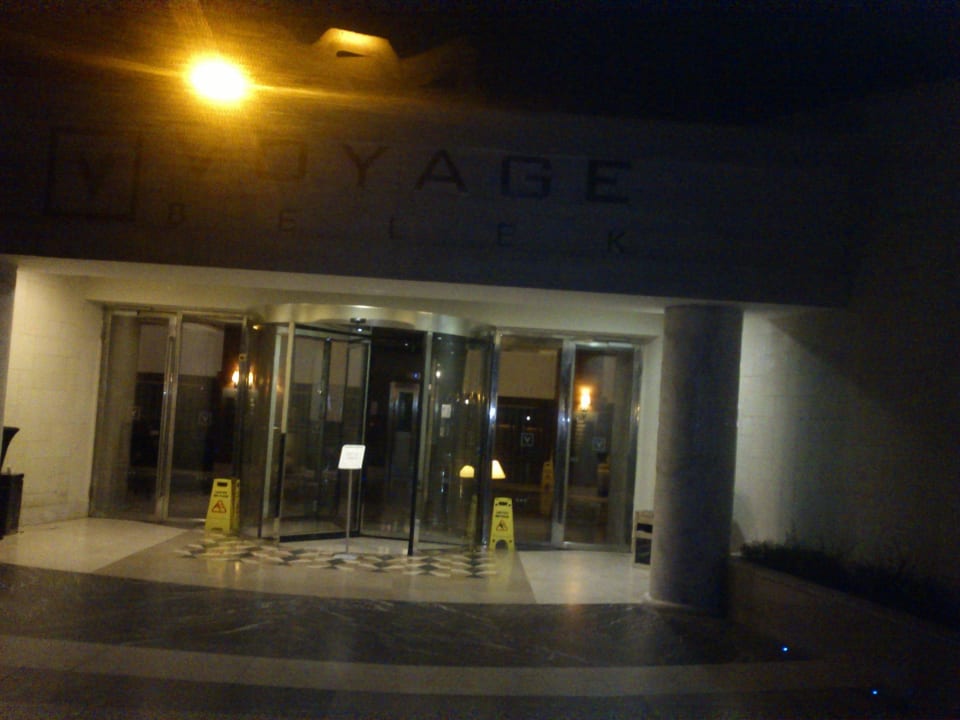 Eingang zum Haupthaus Voyage Belek Golf & Spa